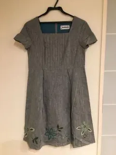 新品‼️ホコモモラ　刺繍ワンピースのサムネイル