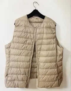 【美品】ユニクロ ベージュ キルティングダウンベスト XL