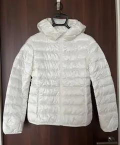 UNIQLO ライトダウンパーカー レディースS