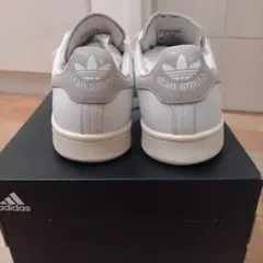 限定色　アディダス　スタンスミス　22.5　レディース 23　レザー(希少)