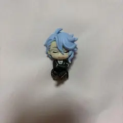 ツイステッドワンダーランド 肩ズン アズール