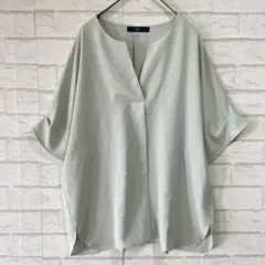 美品 ラエフ la.f... スキッパーシャツ ブラウス（2S）緑 半袖 薄手のサムネイル