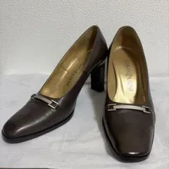 Yves Saint Laurent ブラウン パンプス 36のサムネイル
