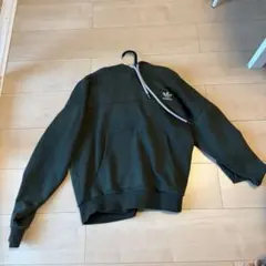 adidas オリーブグリーン パーカー S