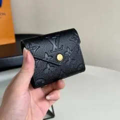 Louis Vuitton ブラック 三つ折り財布