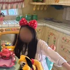 ミニーマウス風カチューシャ 赤と白の水玉 デカリボン