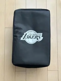 Item thumbnail for item 0bd2f8a7-c8e1-4a0f-8e1b-d66343def3a4