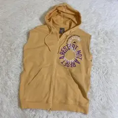 Item thumbnail for item 0b547544-c735-4ba7-892c-fc616baa3070