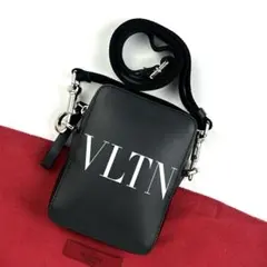 【美品、タグ等全て有り】VALENTINO VLTNショルダーバッグ ブラック ヴァレンティノ ショルダーバッグ ハンドバッグ ミニバッグ