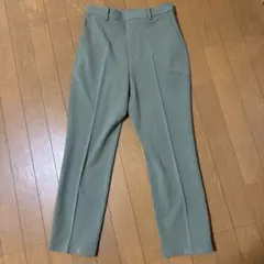 UNIQLO スマートアンクルパンツ　Sサイズ　ユニクロ　グリーン系　ズボン