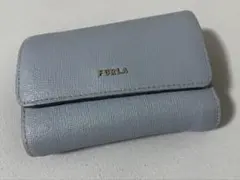 FURLA三つ折り財布 ライトブルー