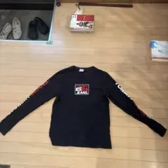 TOMMY JEANS 長袖カットソー ブラック ロゴのサムネイル