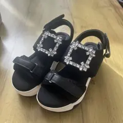 altaigirl ビジューサンダル　美品のサムネイル
