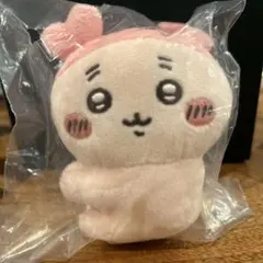 ちいかわ　クリップぬいぐるみ　古本屋　カニちゃん
