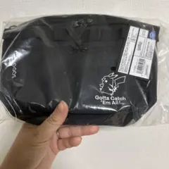 匿名配送　LOGOS ポケモン スタンダードボディバッグ