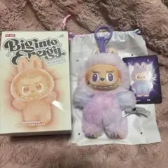 ラブブ　Big into Energy ぬいぐるみペンダントLUCK