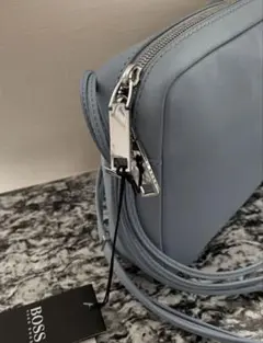 ☆未使用に近い☆ HUGOBOSS ヒューゴボスのショルダーバックのサムネイル