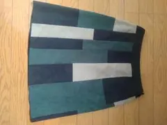日本製 シビラ フェイクスエードスカート 台形 フレア ブロッキング柄 綺麗めのサムネイル