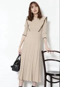 Jill Stuart ベージュ ニットワンピース フリル付き