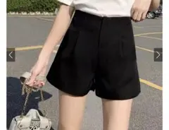 新品GRL タックハイウエストショートパンツ ブラック Mサイズ　at1744