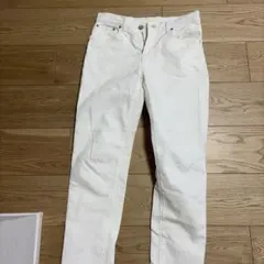 ホワイトデニム スリムフィット