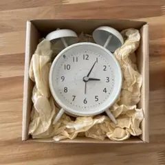 ニトリ ホワイト アラーム時計