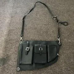 ブラックレザーショルダーバッグ