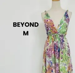 BEYOND 総柄 キャミソールワンピース M リゾート カラフル ビヨンドのサムネイル
