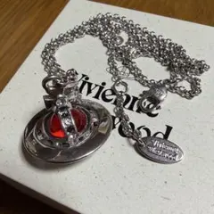 Vivienne Westwood ペンダントネックレス オーブ レッド