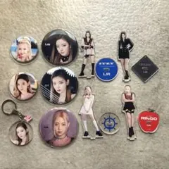 2026年最新】itzy缶バッチの人気アイテム - メルカリ