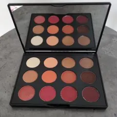 MAC アートアイシャドウパレット フレームボイアント