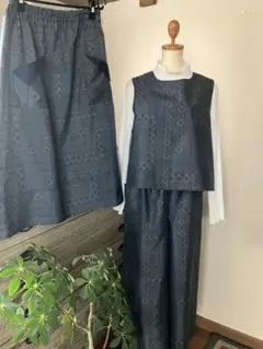 着物リメイク大島紬（絹）ゆったり3点セットベスト、スカート、パンツ