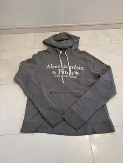 Abercrombie & Fitch パーカー グレーのサムネイル