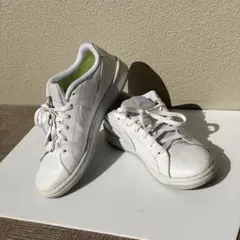 Nike ホワイトレザー スニーカー