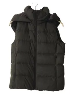 ユニクロ フード付きダウンベスト ダークグレー Sサイズ