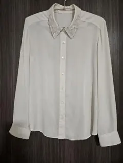 GRACE CONTINENTALビジューシャツ白のサムネイル
