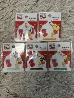 ♡ダイソー♡サンリオ ハローキティ 50周年限定 チャーム  5点 セット♡