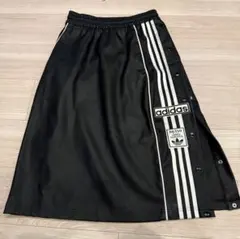 Adidas originals フェイクレザー　スカート　アディブレイクのサムネイル