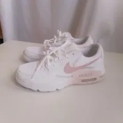 Item thumbnail for item 4cef1440-6fe8-4458-bcb7-8197a10bdb87