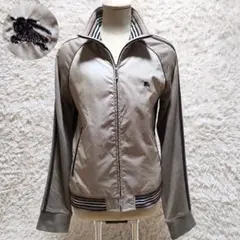 2025年最新】burberry トラックジャケットの人気アイテム - メルカリ