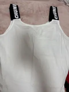 ホワイト タンクトップ ロゴ入り