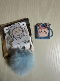 ちいかわbaby ぽんぽんチャーム付きフォンタブ　カニちゃん　古本屋