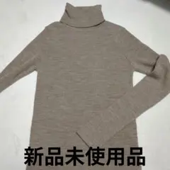 UNIQLO タートルネック ニット S