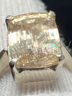 Item thumbnail for item b3350fd5-f54c-473c-93b1-4acae3727e70