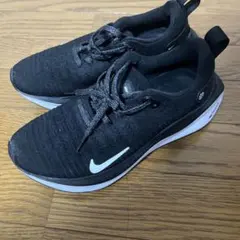 Nike Infinity Run 4 ブラックスニーカー