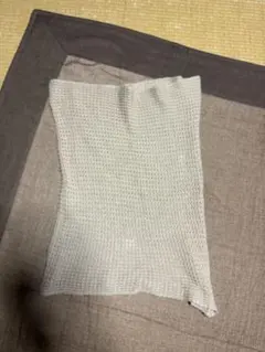 ローリーズファーム　ベージュ 編み物デザイン スヌード