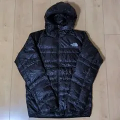 【新品、未使用】ノースフェイス Light Heat Hoodieブラック　L