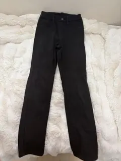 UNIQLO150黒 スリムフィット ボトムス