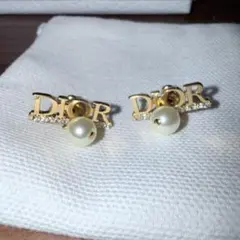 Christian Dior ピアス