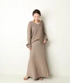 DEUXIEME CLASSE beauty V プルオーバー アパルトモンのサムネイル